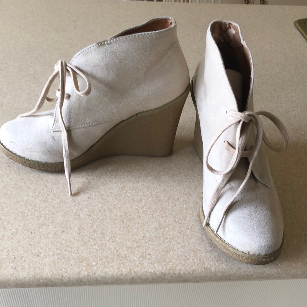 FREE with any shoe purchase from my closet